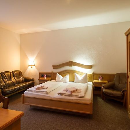 Hotel Groebern Am See Grobern Esterno foto